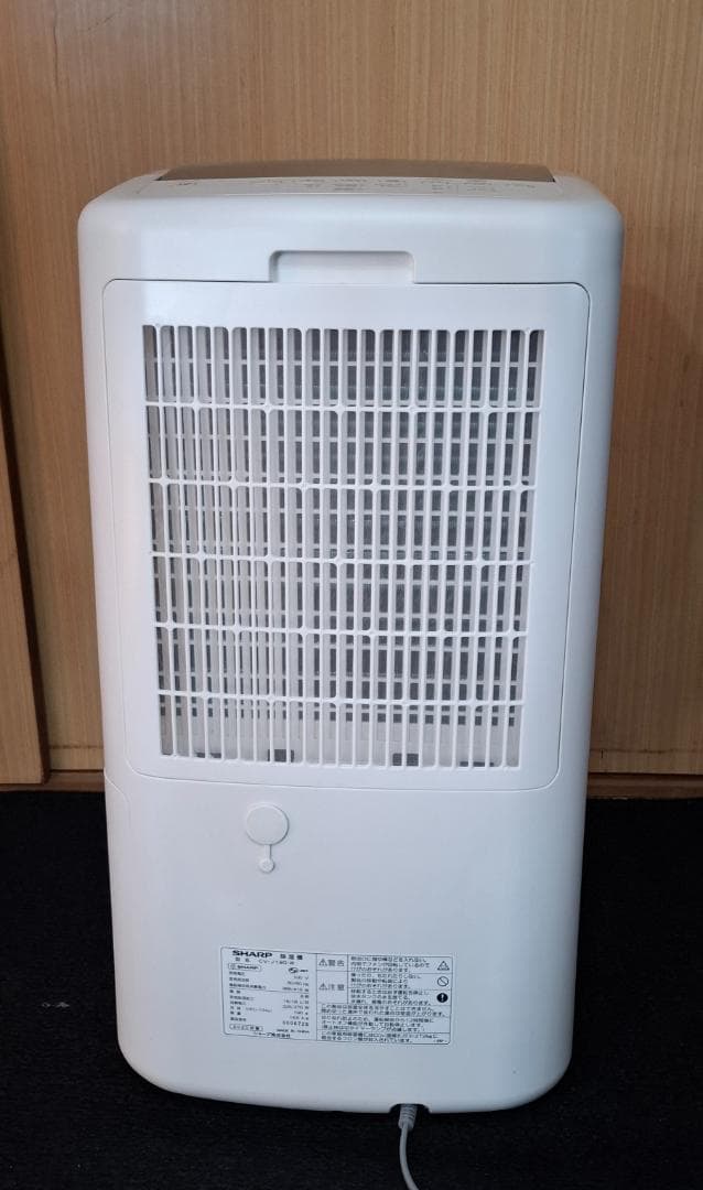 SHARP 除湿機 　　2020年