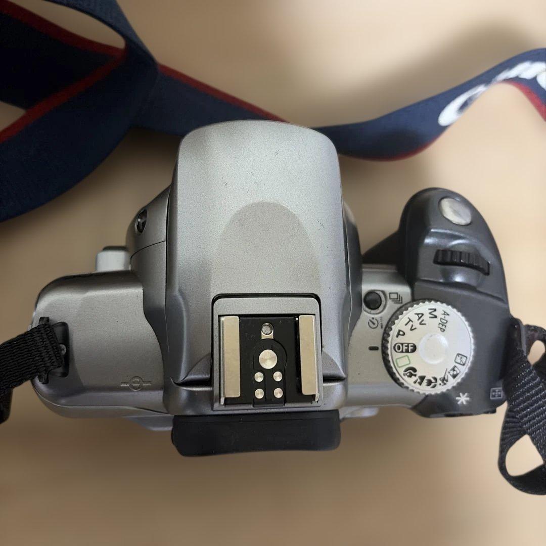 【希少品】Canon EOS Kiss 7 一眼レフカメラ