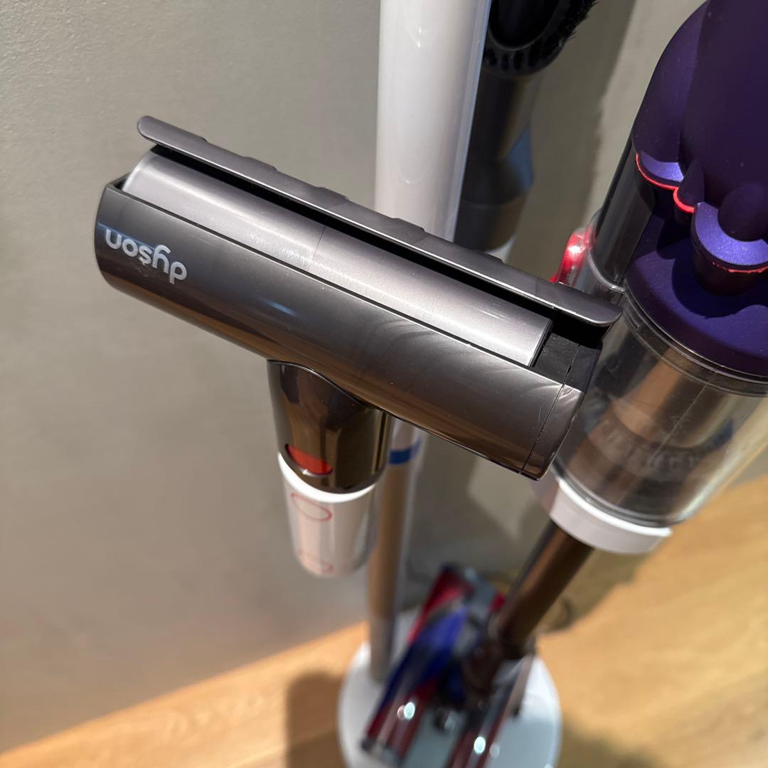 コードレスクリーナー ダイソン Dyson UN3481. sv19 美品！