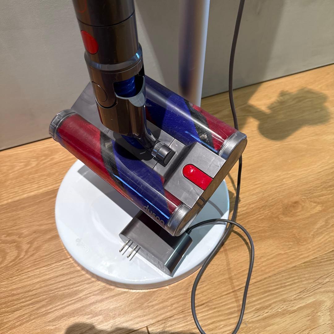 コードレスクリーナー ダイソン Dyson UN3481. sv19 美品！