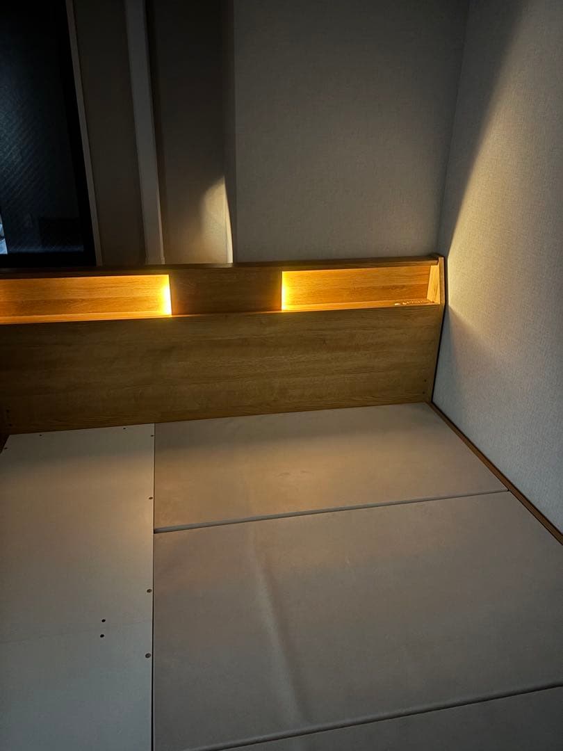 【美品】クイーンベット　フレーム　ニトリ　収納付き