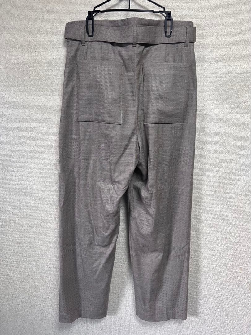 SEEALL BELTED PANTS ベージュ スラックス ウール92%