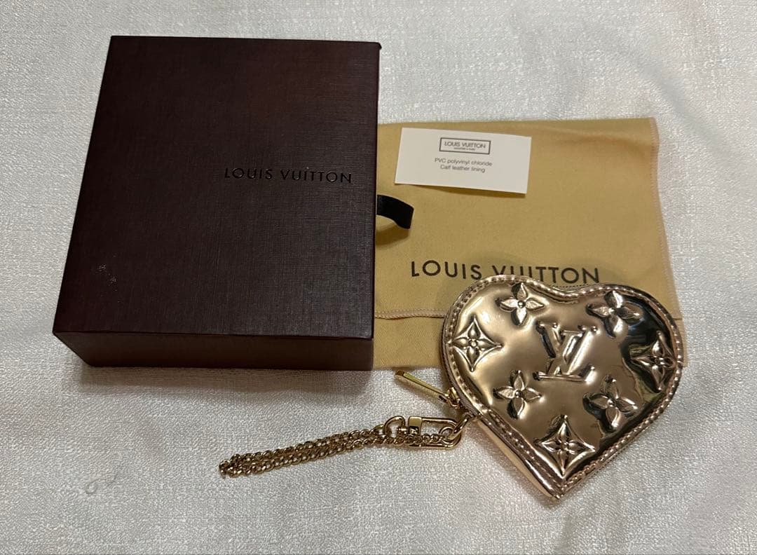 新品　ヴィトン Louis Vuitton ハート型ケース ゴールド