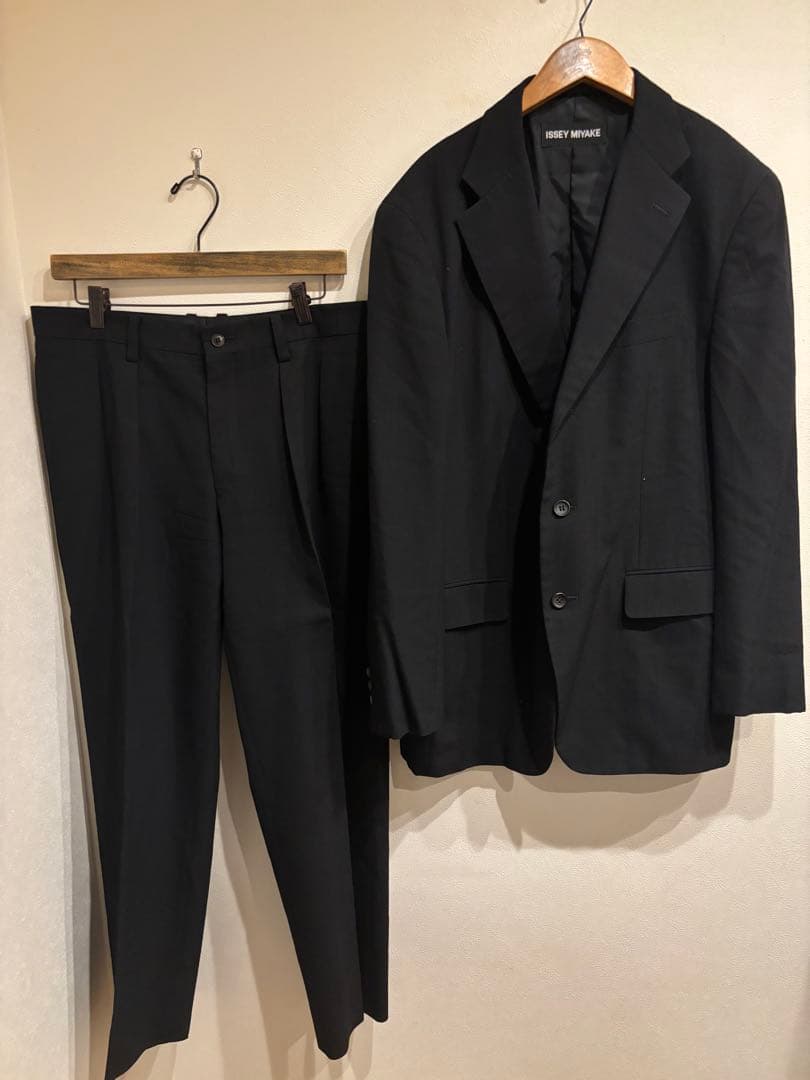 ISSEY MIYAKE セットアップ　スーツ　3ボタン　イッセイミヤケ