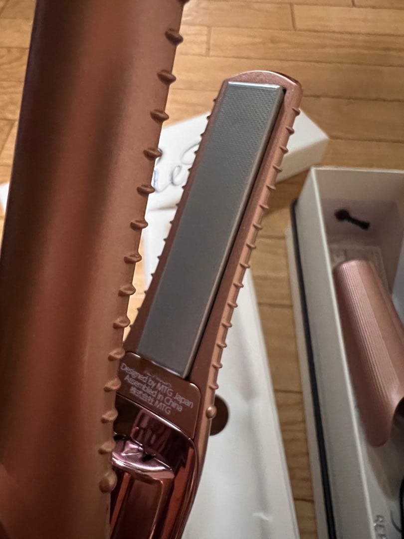 リファ カーボンレイヤープレート フィンガー アイロン ピンク