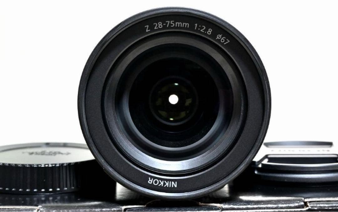 【伊達】ニコン NIKKOR Z 28-75mm f/2.8 Nikon