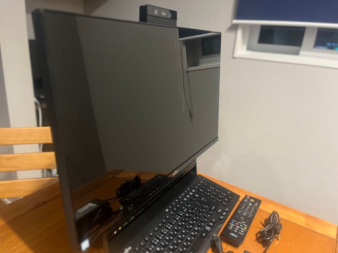 富士通 FMV ESPRIMO FH90/B3 SSD FMVF90B3B 美品