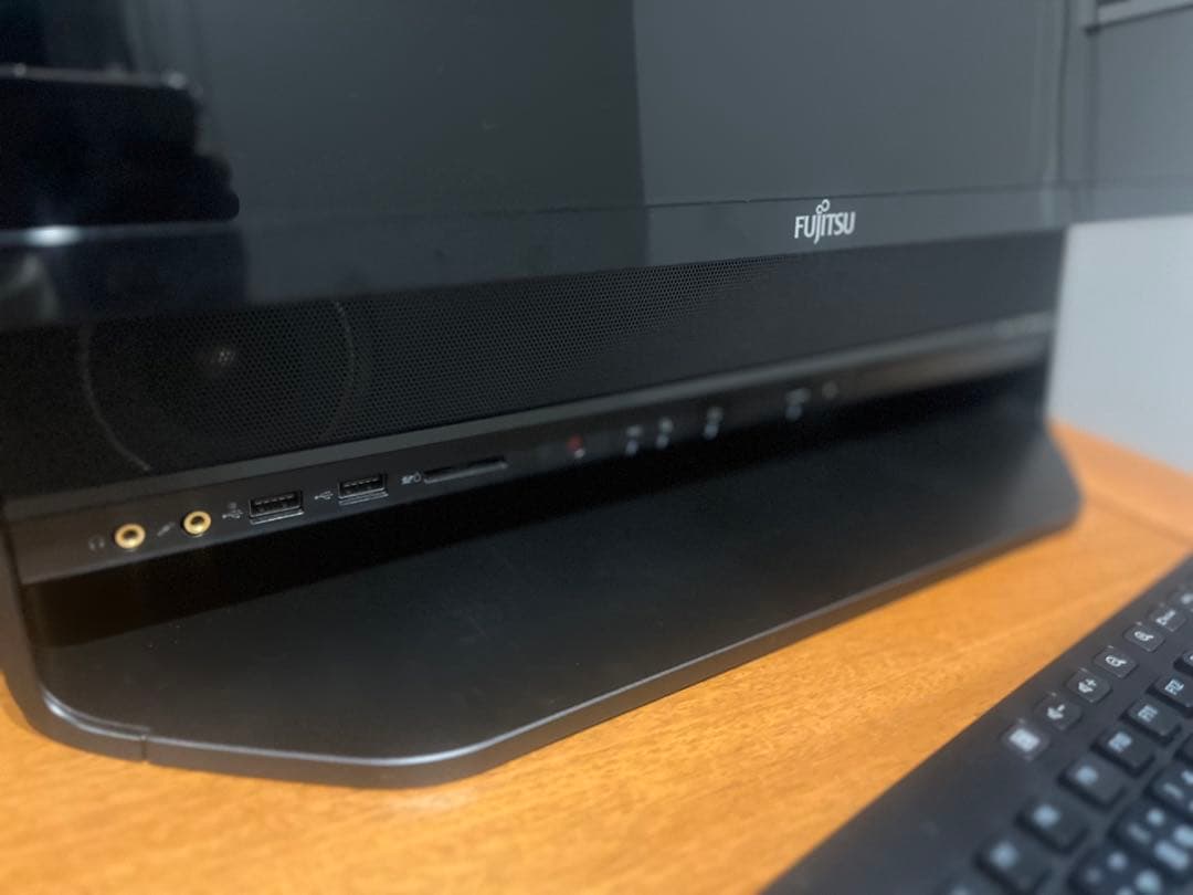 富士通 FMV ESPRIMO FH90/B3 SSD FMVF90B3B 美品