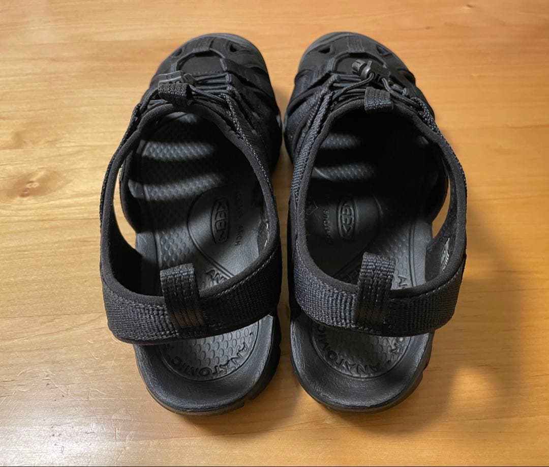 【公式】 KEEN キーン 30cm 黒 クリアウォーター シーエヌエックス