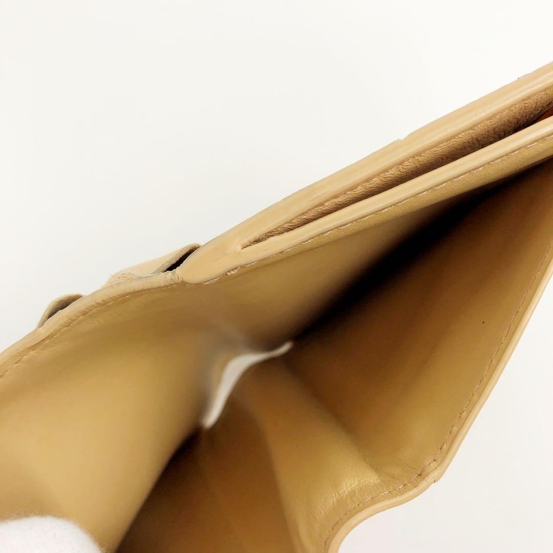 ボッテガ　ヴェネタ　二つ折りファスナー　ウォレット