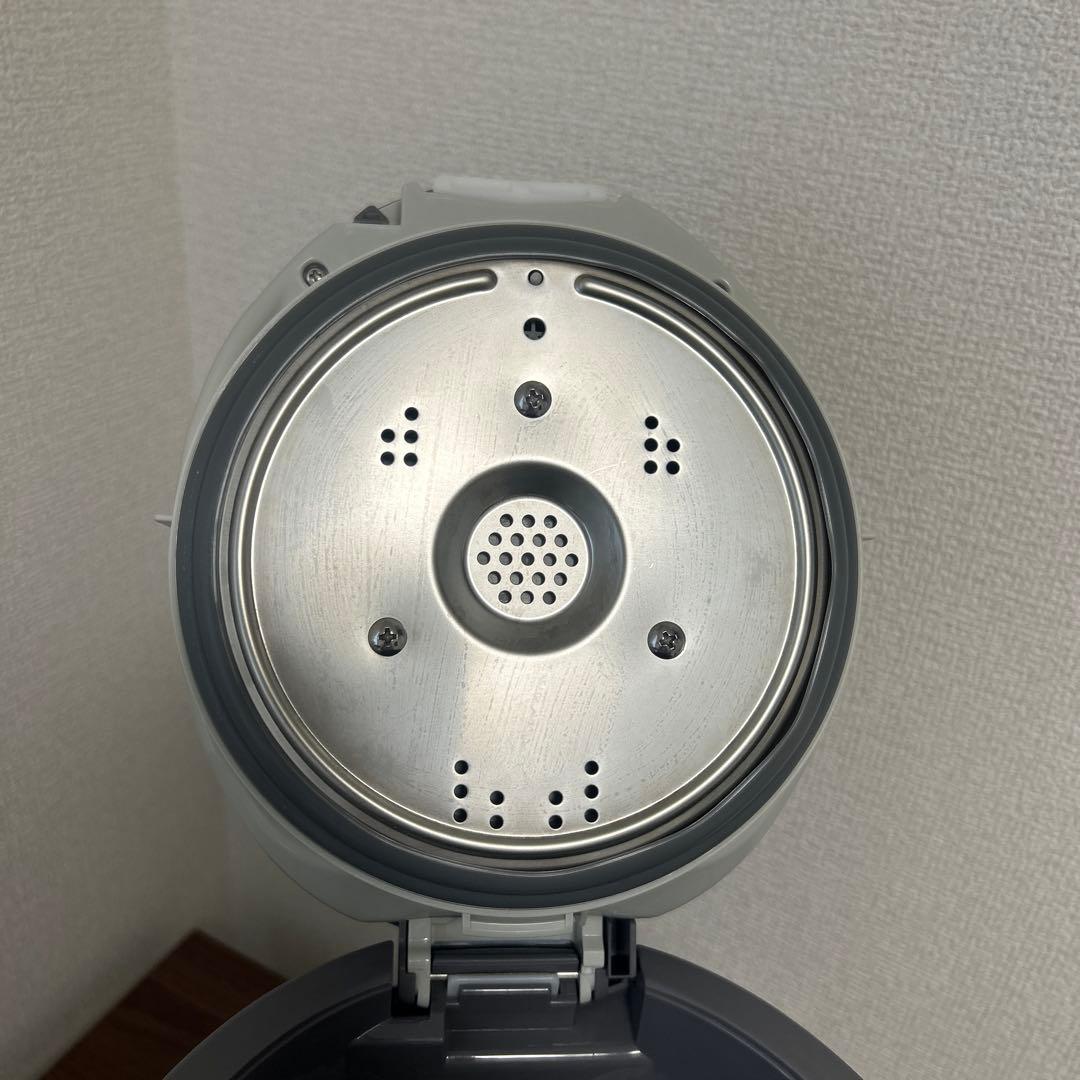 2024年製 象印 スチーム式加湿器 グレー 置き型 EE-DE50