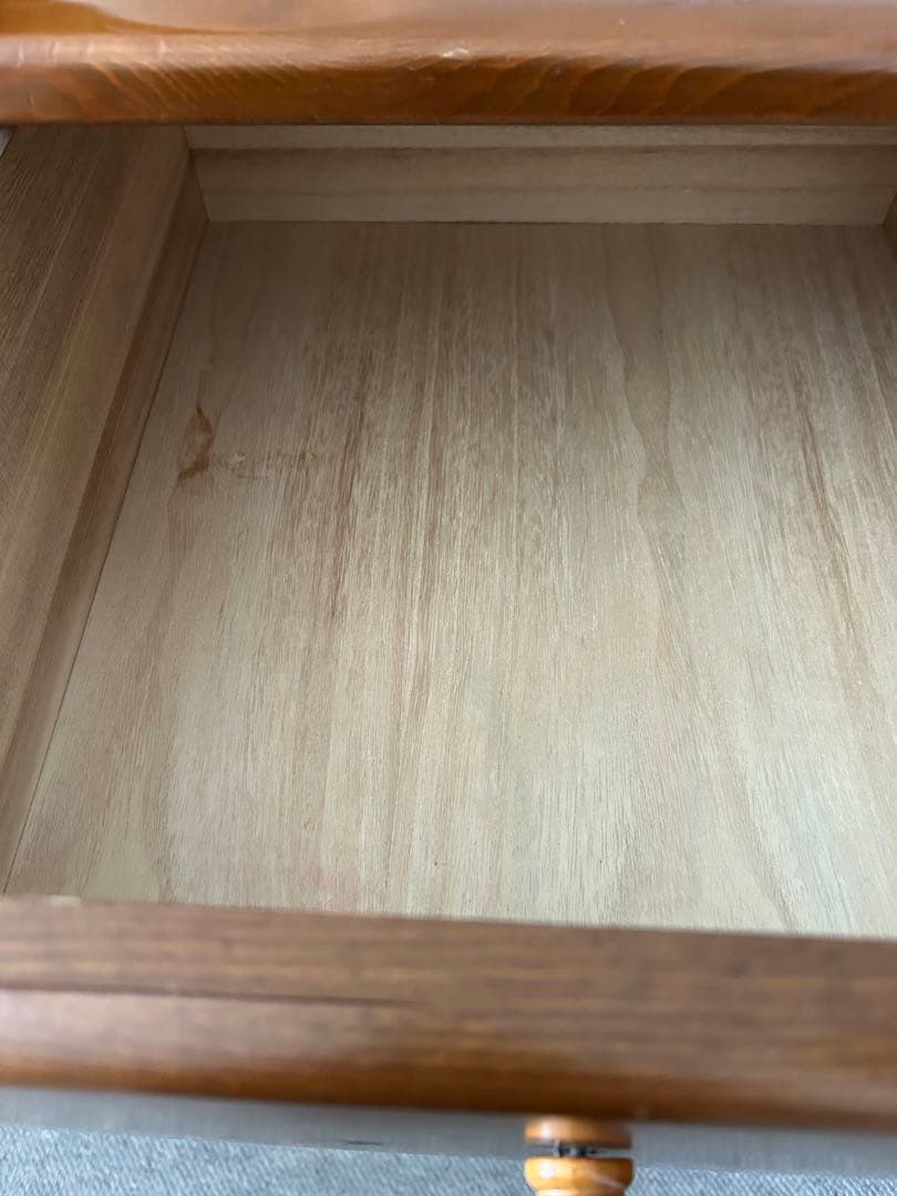 カントリー調　チェスト