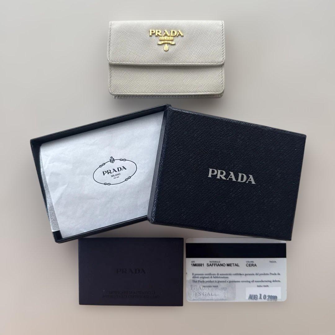 M*A様 極美　PRADA サフィアーノレザー 名刺入れ カード入れ
