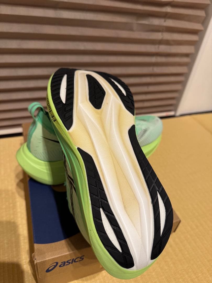 即完モデル　アシックス ASICS メガブラスト MEGABLAST