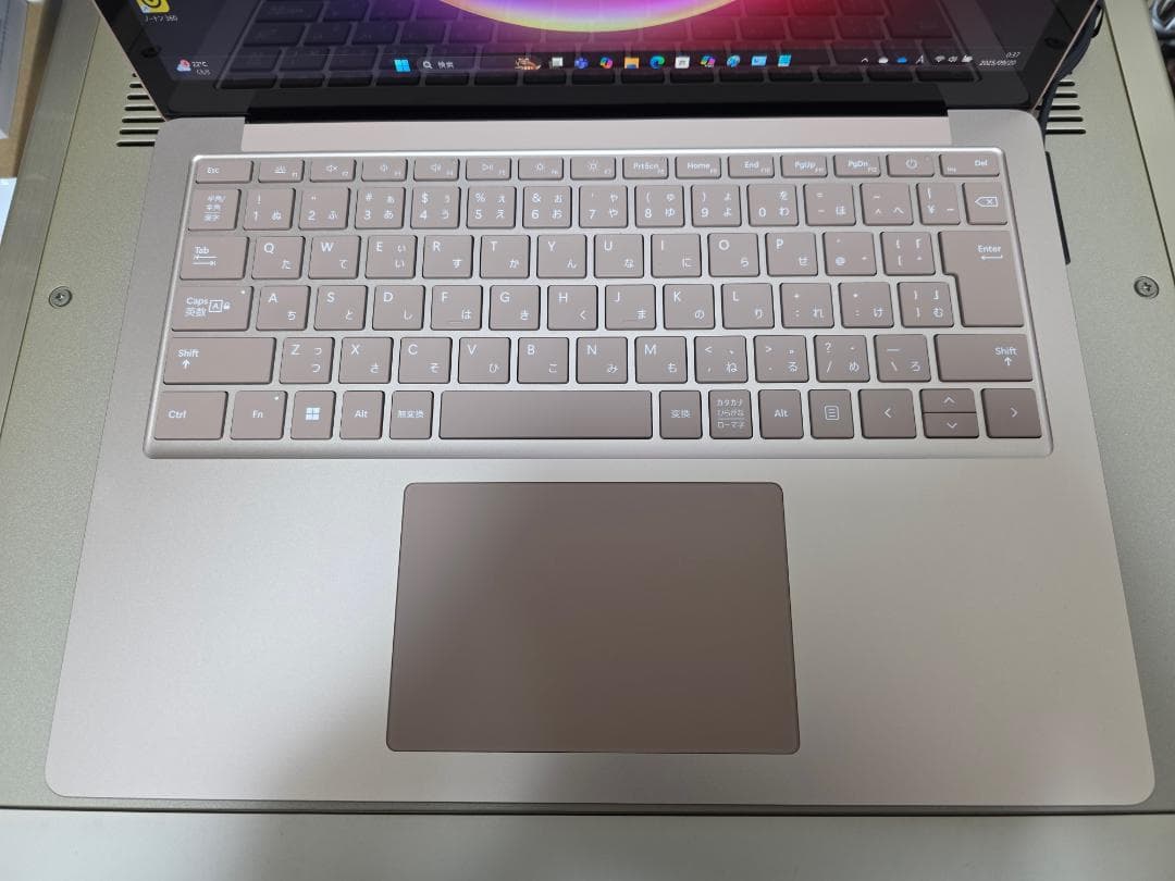 Microsoft Surface Laptop 5 サンドストーン