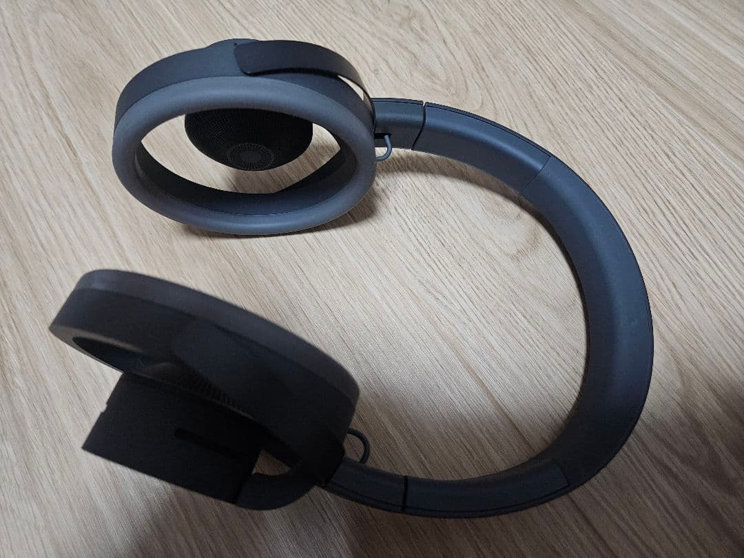 ヘッドホン nwm ONE