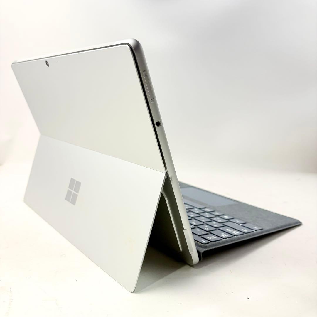 1台限定の極上品！Surface Pro8 プラチナ キーボード付　オフィス