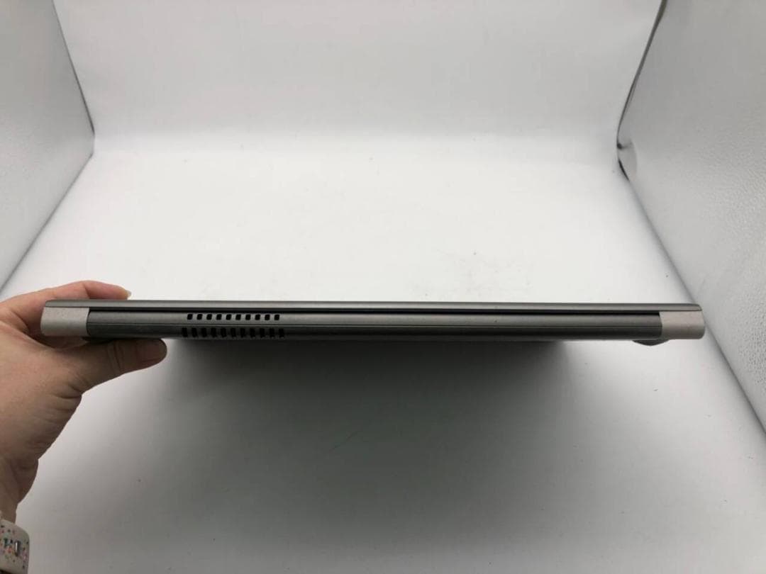 ダイナブック R63 i5第8世代-8250U/8GB/SSD256GB