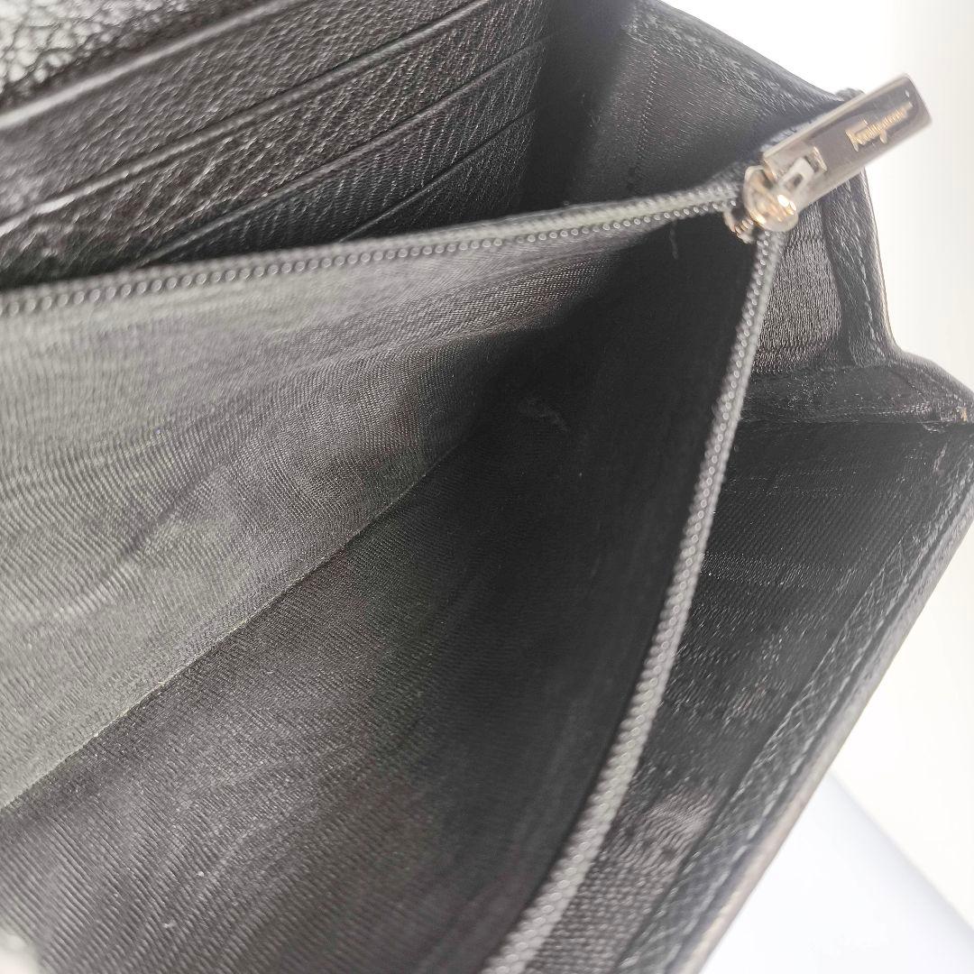 極美品 フェラガモ ガンチーニ 長財布 ブラック シルバー金具 フラップ