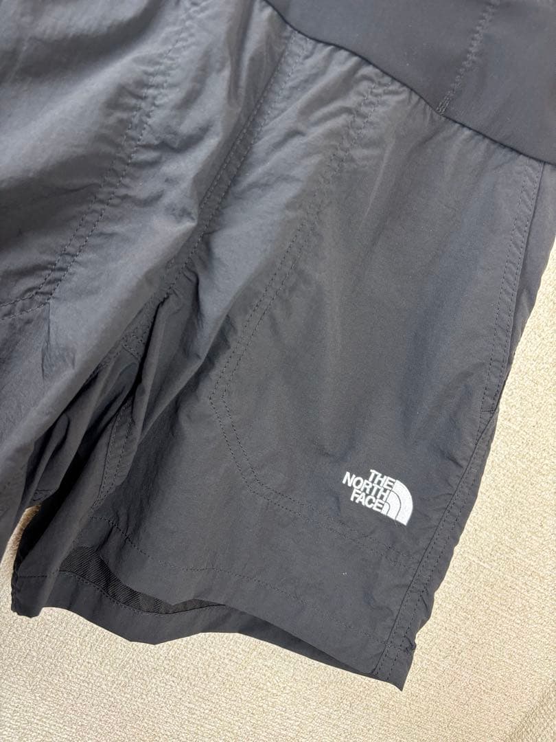 【タグ付未使用】※訳アリ THE NORTH FACE フリーランショーツ M