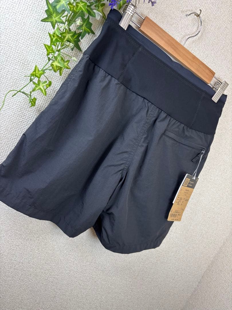 【タグ付未使用】※訳アリ THE NORTH FACE フリーランショーツ M
