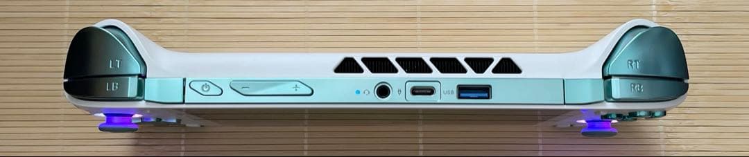 ミニPC ONEXPLAYER OneXFly 7840U 2TB 32GB