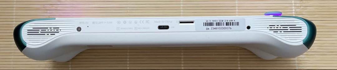 ミニPC ONEXPLAYER OneXFly 7840U 2TB 32GB