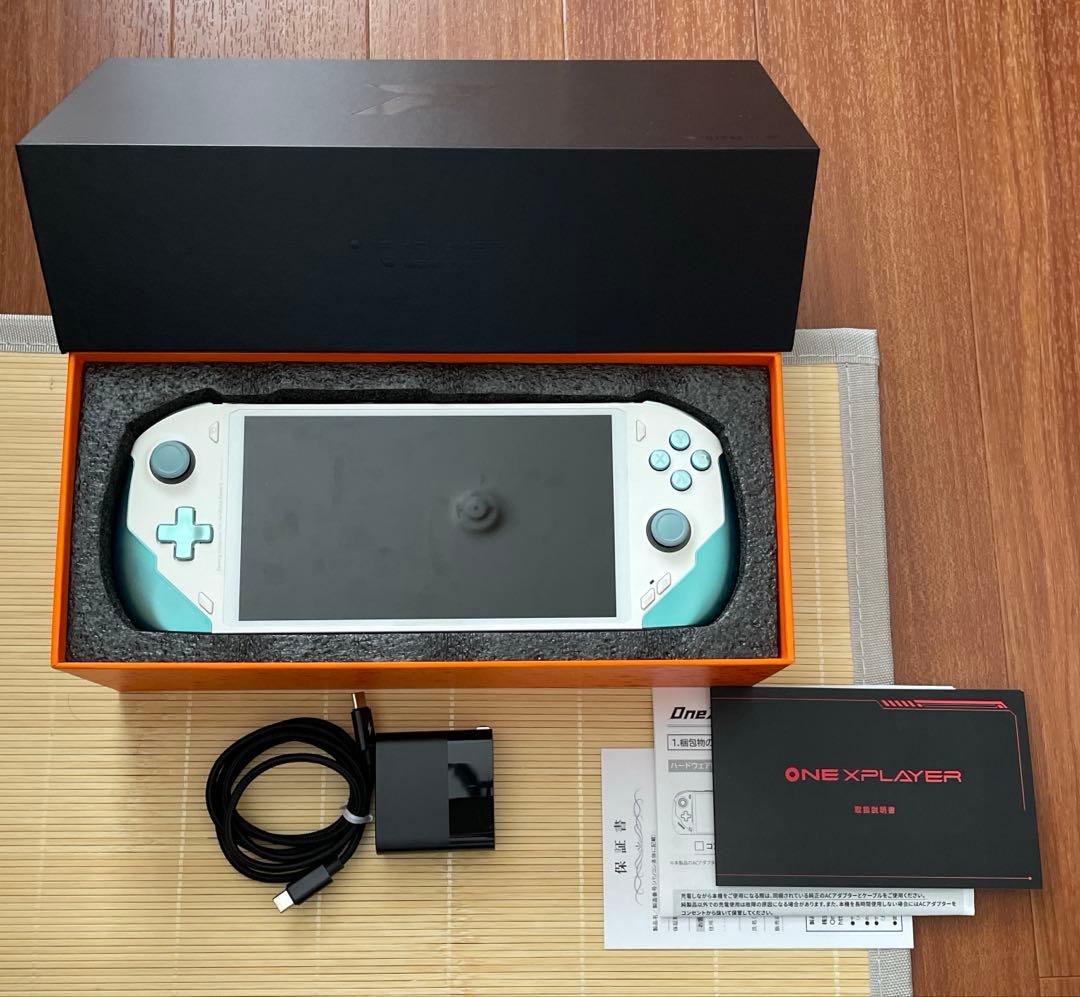 ミニPC ONEXPLAYER OneXFly 7840U 2TB 32GB