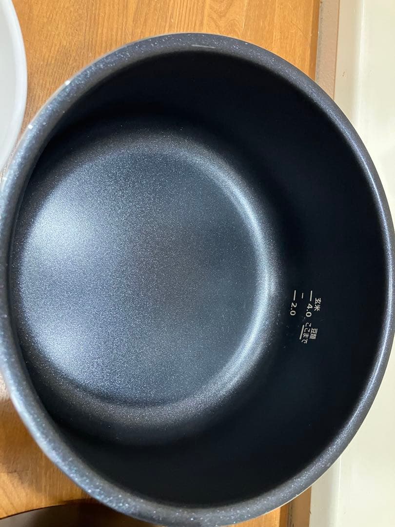 アイリスオーヤマ　電気圧力鍋　4L 開封済み未使用　KPC-MA4