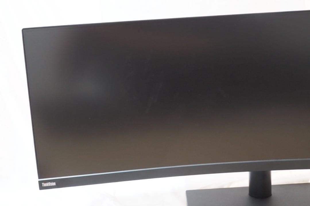 Lenovo 43.4インチ ウルトラワイド曲面モニター