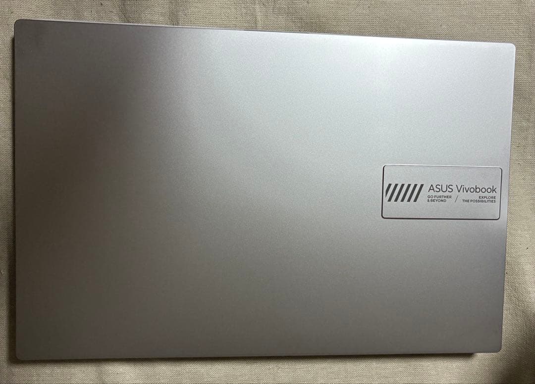 ASUS Vivobook シルバー AMD Ryzen 14型