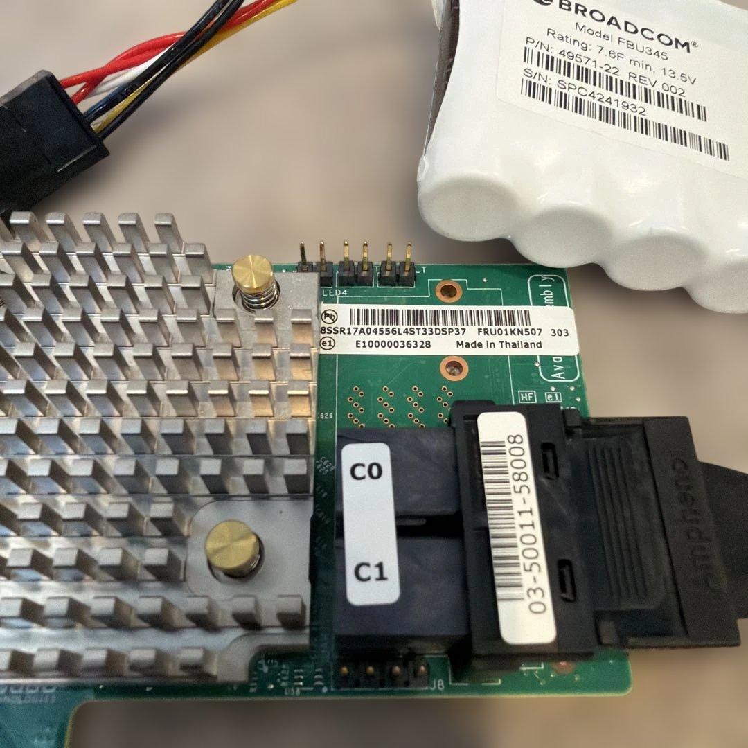 d*2様 Lenovo ThinkSystem純正 Raid 930-8i 2g