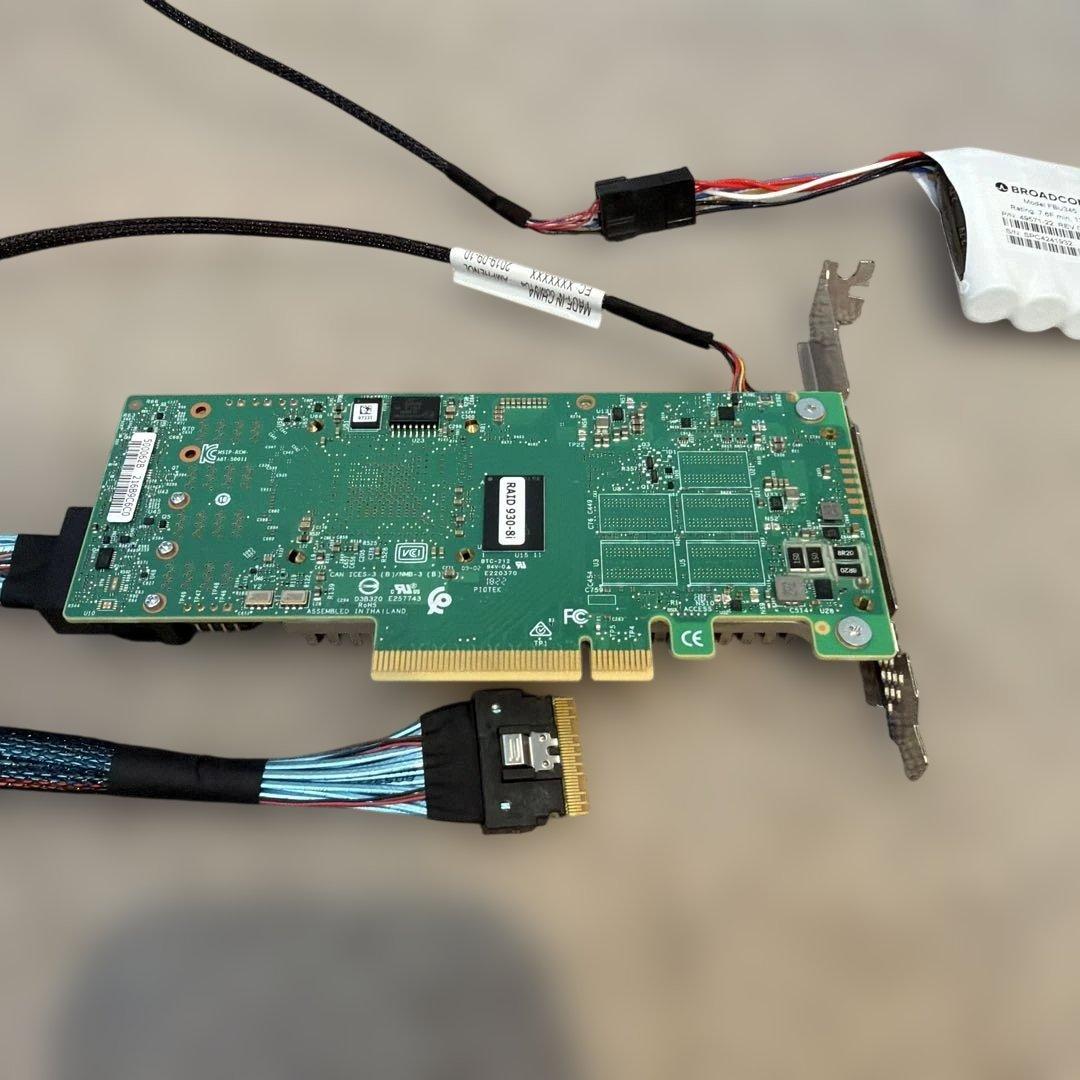 d*2様 Lenovo ThinkSystem純正 Raid 930-8i 2g