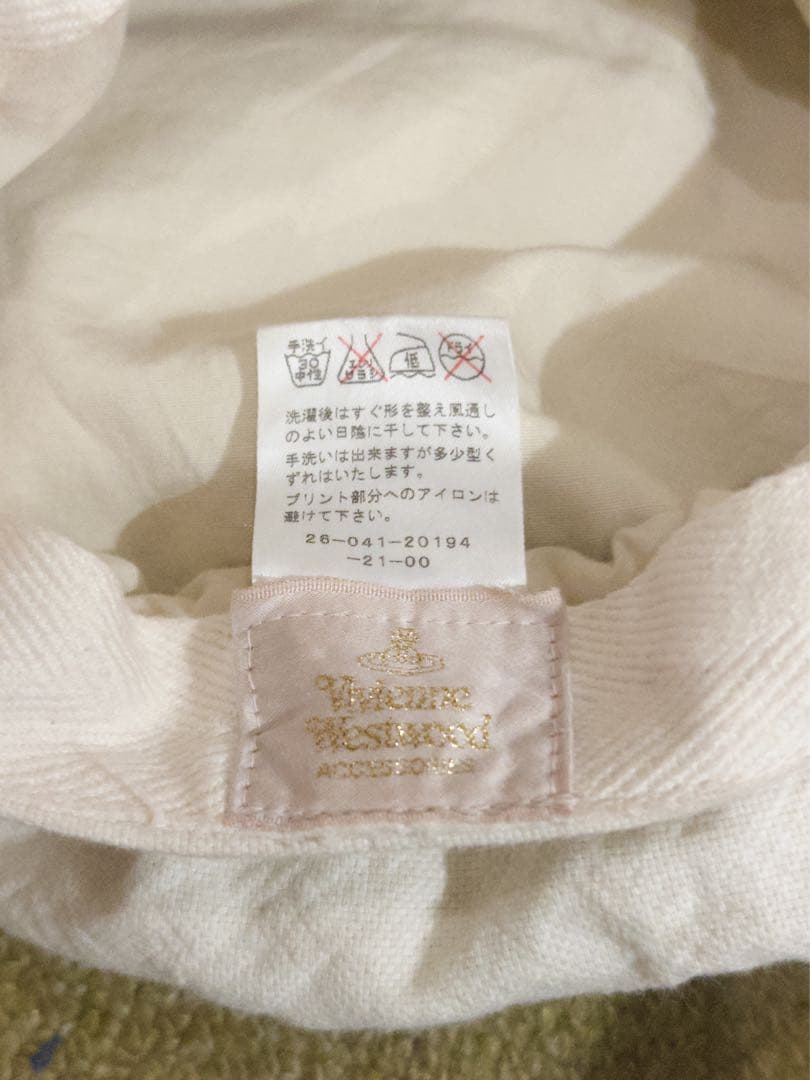 Vivienne Westwood キャスケット