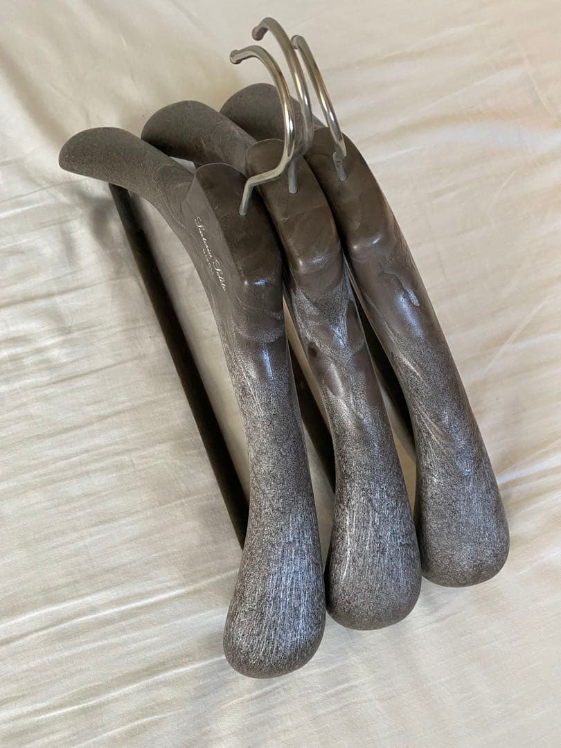 サルトリアソリート　ハンガー　４３サイズ　３本セット　マイネッティ　シャロン