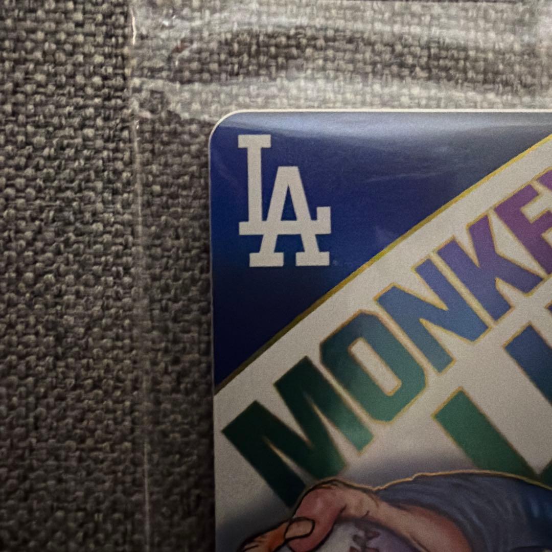 特価【未開封】ワンピースカード　ドジャースルフィ　EB02-010 オマケ付き