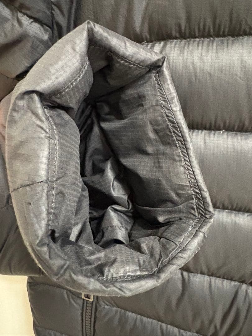 正規品 WOOLRICH ダウンジャケット メンズ M ブラック ライトダウン