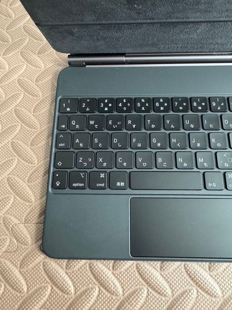 iPad Pro 11インチ Magic Keyboard MXQT2J/A