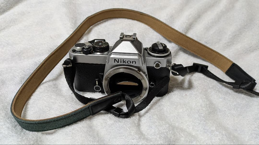 (いちご！)　Nikon FE　フィルムカメラ　＋　nikkor43-86