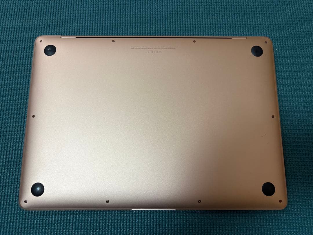MacBookAir 2020 Apple M1 8G SSD256G ゴールド