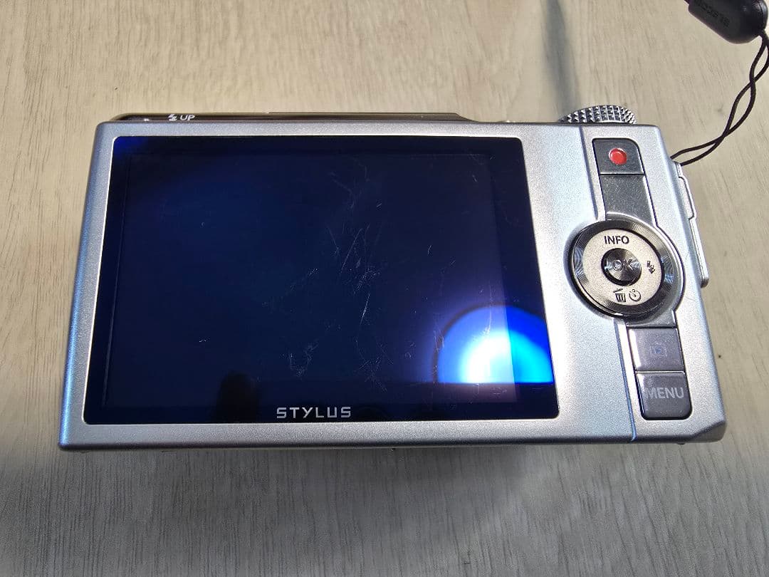 OLYMPUS SH-60コンパクトデジタルカメラ