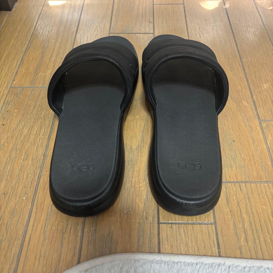 UGG Union Slide II（ユニオン スライド II）サンダル