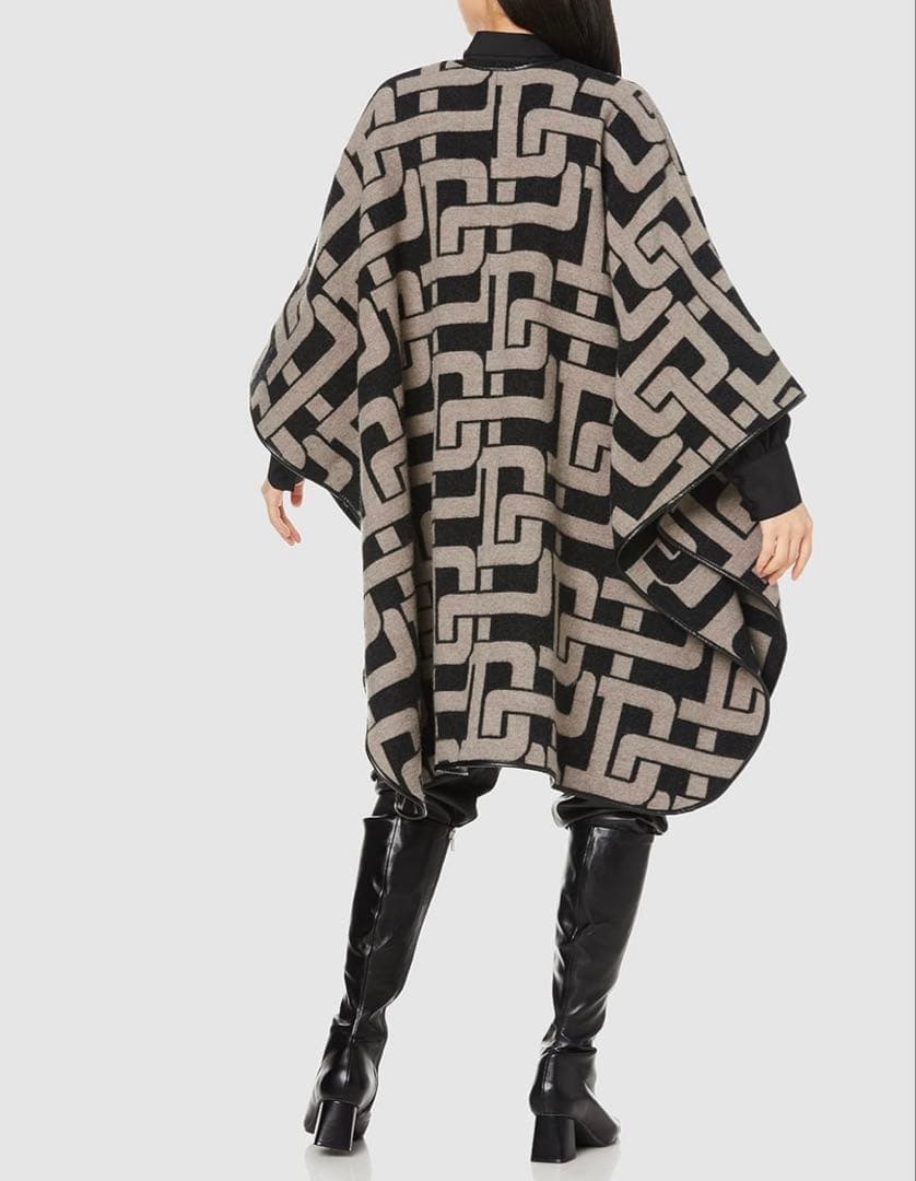 ダブスタロゴポンチョ