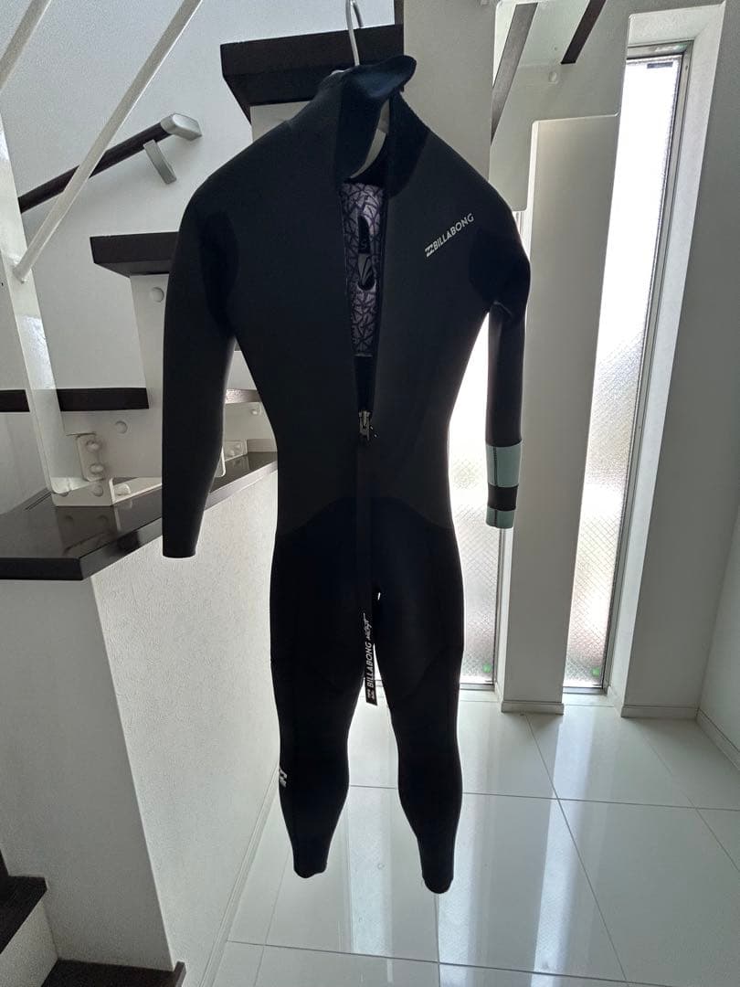 BILLABONG セミドライ　5/3mmウェットスーツ　レディース　MLサイズ