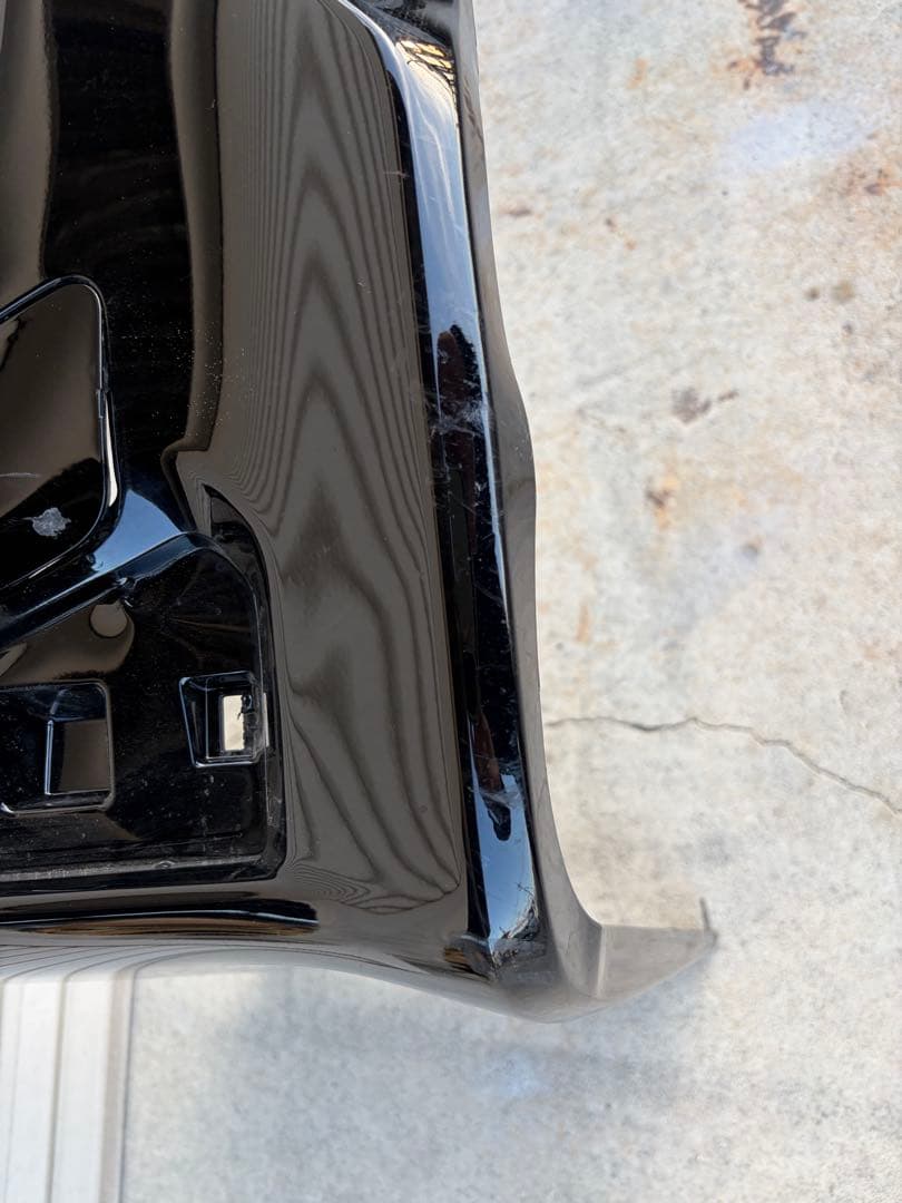 ヴォクシーZRR80 純正リアバンパー