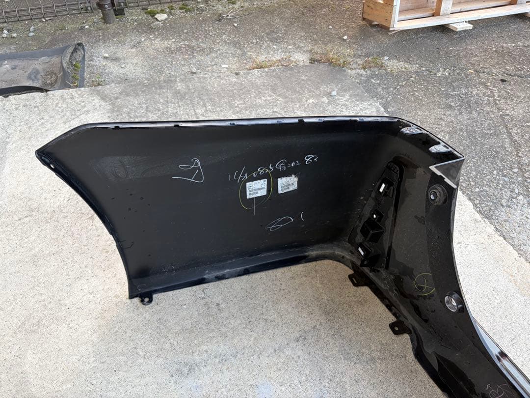 ヴォクシーZRR80 純正リアバンパー