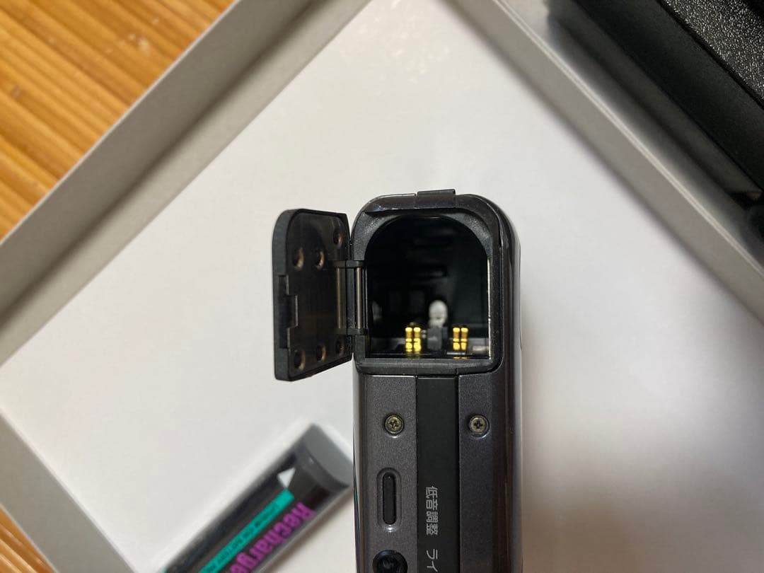 SONY MD WALKMAN MZ-R2 ポータブル　ジャンク　通電確認