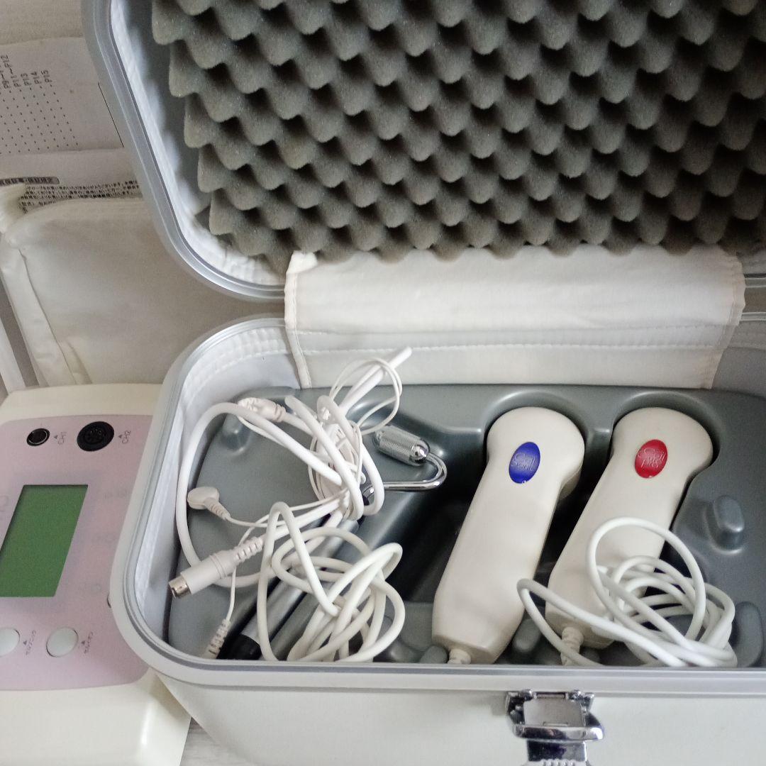 【美顔器】セルショット セルキュア　小顔痩身