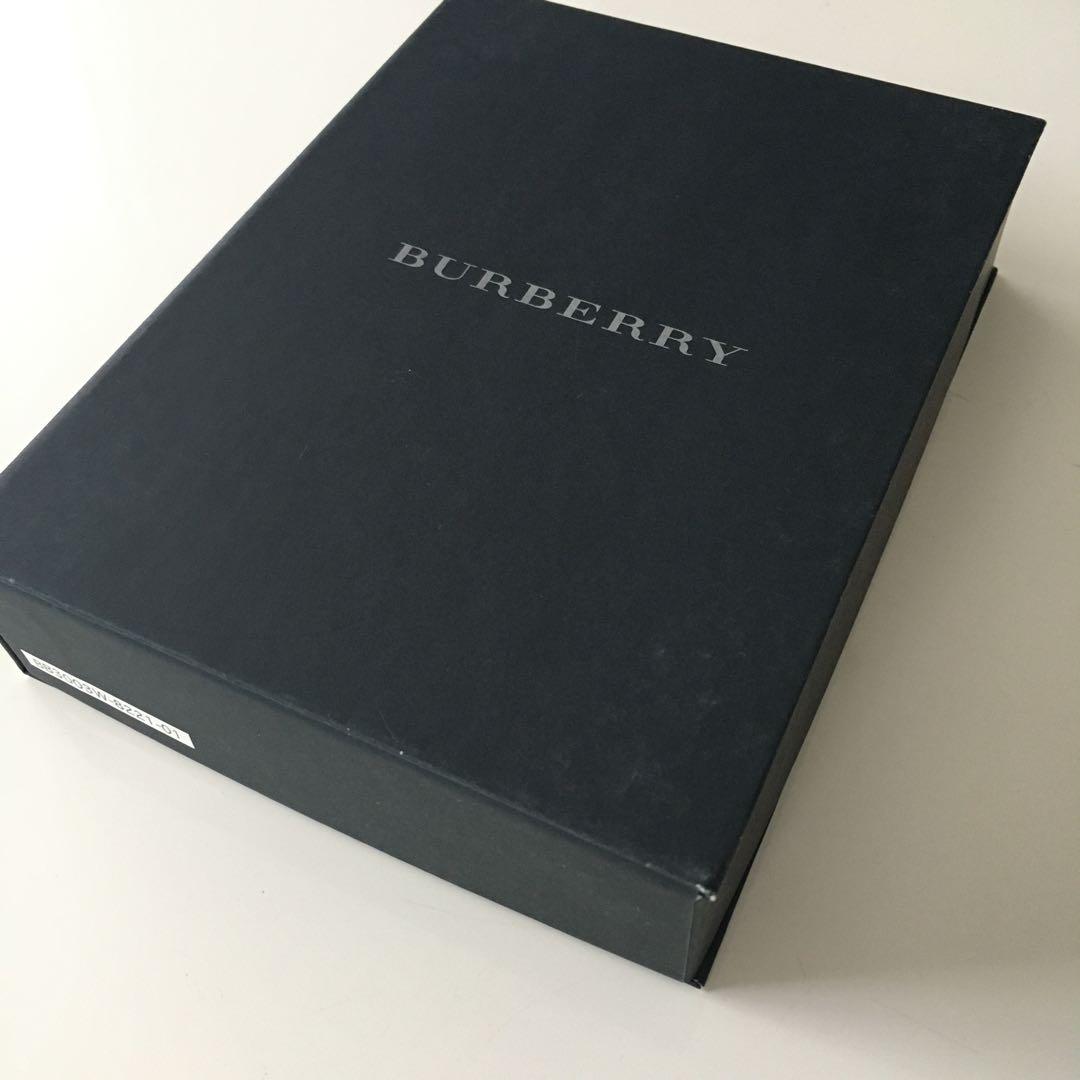新品未使用　Burberry フェイスタオルとハンカチ　まとめ売り
