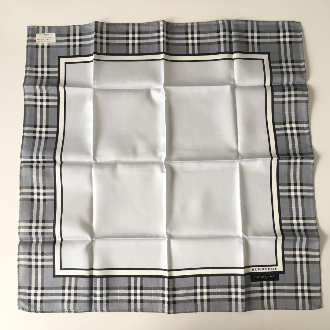 新品未使用　Burberry フェイスタオルとハンカチ　まとめ売り